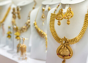 સોના-ચાંદીમાં ફરી તેજી: ચાંદીમાં 3 હજાર રૂપિયાનો વધારો, સોનું રૂ.1.48 લાખની સપાટીએ પહોંચ્યું; જાણો લ…