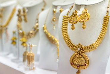 સોના-ચાંદીમાં ફરી તેજી: ચાંદીમાં 3 હજાર રૂપિયાનો વધારો, સોનું રૂ.1.48 લાખની સપાટીએ પહોંચ્યું; જાણો લ…