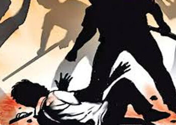 બસ કેમ વચ્ચે ઉભી રાખી કહીને છોકરાએ બેટથી હુમલો કરતાં ડ્રાઇવર ગંભીર | Ewe chon uwei sepenin a fokkun …