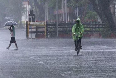 ઉત્તર ભારતમાં આગામી ત્રણ દિવસ વરસાદ, કરા અને વીજળી પડવાની શક્યતા | Rain hail and lightning likely in…