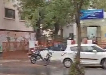 ચૈત્ર માસમાં અષાઢી માહોલ સર્જાયો વડોદરામાં સાંજે ૩૫ કિ.મી.ની ઝડપે ફૂંકાયેલા પવન સાથે વરસાદ વરસ્યો | …