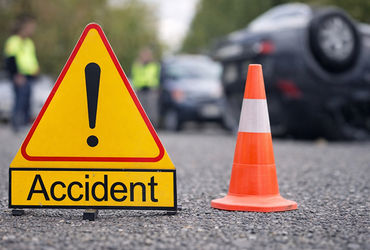 છત્તીસગઢમાં ગમખ્વાર અકસ્માત, 2 કાર વચ્ચે ભીષણ ટક્કરમાં 6 લોકોના દર્દનાક મોત, 3 ગંભીર | 6 killed in 2…