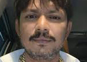 વડોદરાના વોર્ડ-6ના કોંગી ઉમેદવારના પતિ પ્રભુ સોલંકીને ડુપ્લિકેટ સોનાના કેસમાં હરિયાણા પોલીસ ઉઠાવી ગઇ…