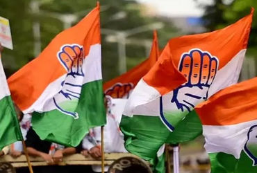 ટિકિટો વહેંચી કે વેચી? કોંગ્રેસમાં માનીતા ફાવ્યા, વફાદારો રહી ગયા, પ્રદેશ નેતાઓ સવાલોના ઘેરામાં | Gu…