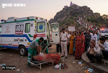 પાવાગઢમાં ડુંગર પર મહિલાનું હાર્ટ એટેકથી મોત, વાપીથી પરિવાર આવ્યો હતો દર્શને | Woman from Vapi Dies …