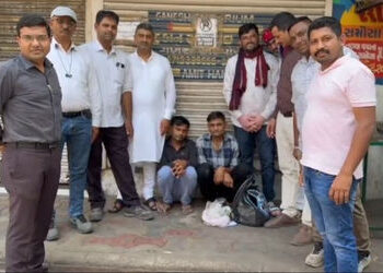 અમદાવાદમાં ક્રાઈમ બ્રાન્ચની મોટી કાર્યવાહી: ઘીકાંટા વિસ્તારમાંથી 12 લાખના મેફેડ્રોન ડ્રગ્સ સાથે બે ઝ…