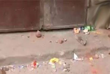 કુંભારવાડામાં 2 જૂથ વચ્ચે પથ્થરમારો, 2 લોકોને ઇજા | Stone pelting between 2 groups in Kumbharwada 2 …