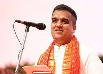 વડોદરામાં પંજો અભેરાઈએ, ઝાડુના સુપડાં સાફ: હર્ષ સંઘવી | In Vadodara the claws are clean the broom ha…