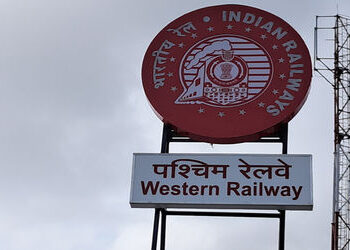 આવતીકાલે ટ્રાફિક બ્લોક હોવાથી ટ્રેનોનું શિડ્યુલ ખોરવાશે | Train schedules will be disrupted due to t…