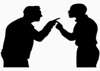 એક લાખ ખંડણી માગીને ધંધો નહી કરવા દેવાની કોન્ટ્રાકટરને ધમકી | A erä pwe esap föri business ren an ti…