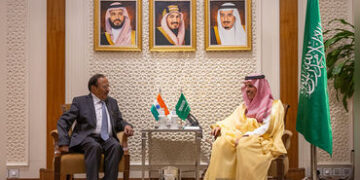 જે દેશમાં પાકિસ્તાની ફાઈટર જેટ તહેનાત છે ત્યાં અચાનક પહોંચ્યા અજિત ડોભાલ, ટોચના નેતાઓ સાથે હાઈલેવલ બ…