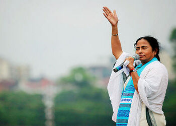 મમતાની ભવાનીપુર સહિત બંગાળની 55 બેઠકો સંવેદનશીલ : ચૂંટણીપંચ | 55 seats in Bengal including Mamata’s …