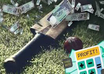 ક્રિકેટ મેચ પર ઓનલાઇન સટ્ટો રમતા 3 શખ્સ ઝબ્બે | 3 men arrested for betting online on cricket matches