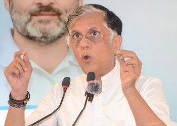 પવન ખેડાને હાઈકોર્ટનો મોટો ઝટકો: આગોતરા જામીન ફગાવ્યા, હવે ગમે ત્યારે થઈ શકે ધરપકડ | Pawan Khera Bai…