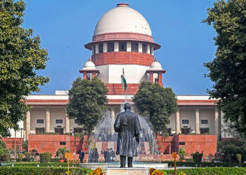 આગોતરા જામીન અરજી ફગાવી શકાય, પરંતુ કોર્ટ આત્મસમર્પણનો આદેશ ના આપી શકે: SCનો ઐતિહાસિક ચુકાદો | supre…