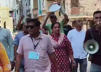 વાડીમાં મતદારોને જગાડવા ઘંટનાદ કરાયો..ફર્સ્ટ ટાઇમ વોટર તન્વીના નામનો છબરડો થતાં મતદાન ન કર્યું | Bel…