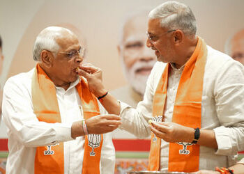 AMC Election: 50%થી ઓછું મતદાન હોવા છતાં ભાજપ કેવી રીતે જીત્યું? જાણો જીતનું અસલી ગણિત | AMC Electio…