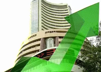 સેન્સેક્સ 609 પોઈન્ટ વધીને 77496 | Sensex rises 609 points to 77496