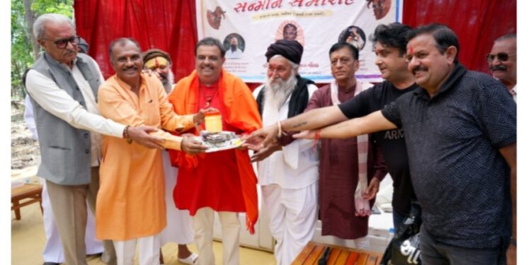 વૈદિક સનાતન ધર્મ છે” તો જ અન્ય પંથ-ધર્મ-રાષ્ટ્ર છે.- મનસુખ સુવાગીયા ચારણકી ગામે મનસુખભાઈ સુવાગીયાનું…