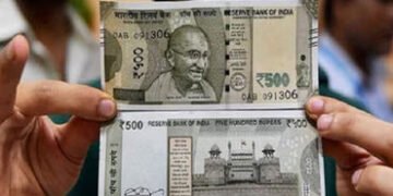 વલસાડના ગ્રાહકમાં બેંક ખાતામાં વડોદરામાં 500ની 20 ડુપ્લીકેટ નોટો જમા કરાવી અજાણ્યો શખ્સ ફરાર | perso…