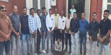 જામનગર યાદવનગરમાં થયેલી ઘરફોડ ચોરીનો ભેદ ઉકેલાયો : રૂ.7,65,000ના મુદામાલ સાથે એક આરોપી ઝડપાયો | thef…