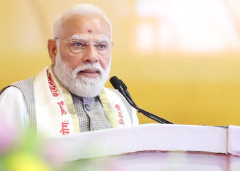 બેંગલુરુમાં PM મોદીના કાર્યક્રમ સ્થળથી માત્ર 3 કિમી દૂર વિસ્ફોટકો મળતા હડકંપ! એક શંકાસ્પદની અટકાયત |…