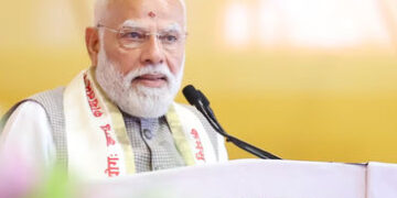 બેંગલુરુમાં PM મોદીના કાર્યક્રમ સ્થળથી માત્ર 3 કિમી દૂર વિસ્ફોટકો મળતા હડકંપ! એક શંકાસ્પદની અટકાયત |…