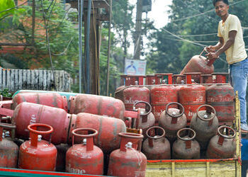 LPG ગ્રાહકો આવી ભૂલ ન કરતાં નહીંતર ખાતું થઈ જશે ખાલી, કંપનીઓએ ઍલર્ટ જાહેર કર્યું | LPG Gas Delivery …
