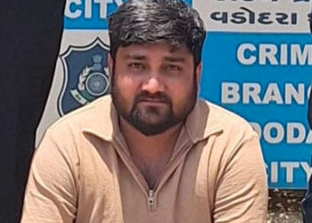 SMCએ કોયલીમાં પકડેલા 38 લાખના લાલુ સિન્ધી ગેંગના દારૃના કેસમાં વધુ એકની ધરપકડ | SMC arrests one more…