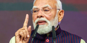 વિદેશ જનારાઓ પર વધારાનો ટેક્સ ઝીંકાશે? ખુદ PM મોદીએ સોશિયલ મીડિયા પર આપ્યો જવાબ | PM Modi Slams Rumo…