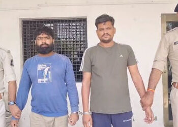 અમદાવાદ: લૂંટ-ચોરી કરતી કુખ્યાત છારા ગેંગના બે શખસની ગુજસીટોક હેઠળ ધરપકડ, 30 જેટલા ગુનાનો ભેદ ઉકેલાય…