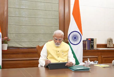 વિદેશથી પાછા આવીને PM મોદીએ બોલાવી ‘ઈમરજન્સી બેઠક’, મંત્રીઓને દિલ્હી ન છોડવા ફરમાન | PM Modi to Chai…