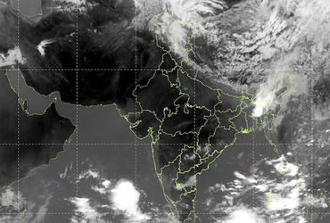 આવ રે વરસાદ…! કેરલમમાં વહેલું આગમન, સેટેલાઇટમાં દેખાયો વાદળોનો ઘેરાવો, આ રાજ્યોમાં યલો એલર્ટ | ind…