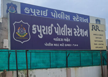 આપ પ્રમુખ સામે મહિલાની દુષ્કર્મની ફરિયાદ | Woman files rape complaint against AAP president