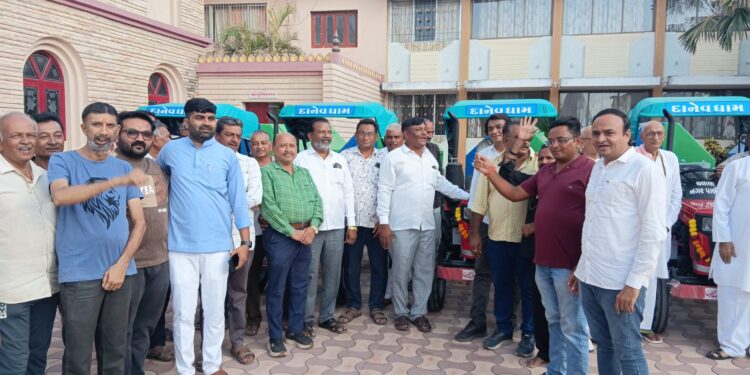 પૂજ્ય વલકુ બાપુના આશીર્વાદથી ચલાલા સ્વચ્છતા અભિયાનને મળ્યો નવો વેગ