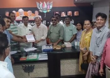 ધારી પત્રકાર સંઘ – રાજકીય આગેવાનો – સામાજીક આગેવાનો પહોંચ્યા રજુઆત કરવા