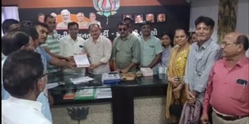 ધારી પત્રકાર સંઘ – રાજકીય આગેવાનો – સામાજીક આગેવાનો પહોંચ્યા રજુઆત કરવા