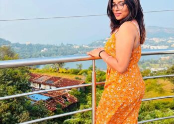 Actress Model Hetui Parmar Birthday Today
