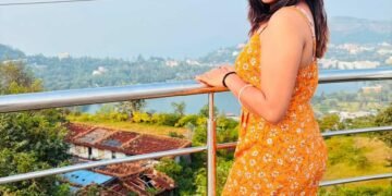 Actress Model Hetui Parmar Birthday Today