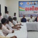 મહેસાણામાં કોંગ્રેસની સમીક્ષા બેઠકમાં IB અધિકારીઓ ઘૂસી જતાં ભારે હોબાળો, કોંગ્રેસનો ટોણો-‘પોલીસ કેસર…