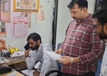 વડોદરામાં વાવાઝોડા અને ભારે વરસાદને કારણે અનેક વિસ્તારોમાં લાઈટો ગુલ : છાણી-તાંદળજામાં હોબાળો | Powe…