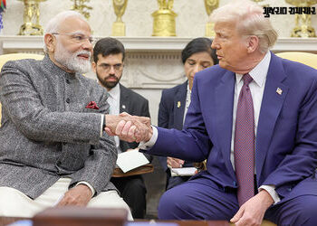 અમેરિકાની ટૅરિફની ધમકી બાદ ભારતનો જવાબ, ‘ફોર્સ્ડ લેબર’ મુદ્દે સેક્શન 301 પર મંત્રણા ચાલુ | India Com…