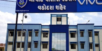 કિશનવાડીમાં પિતા-પુત્ર પર હાથના કડા વડે હુમલાથી ભયનો માહોલ | Fear spreads in Kishanwadi after father…
