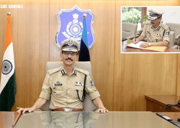 ગુજરાતના નવા DGP જી.એસ. મલિકે આજે ચાર્જ સંભાળ્યો, પોલીસ ભવનમાં અપાયું ‘ગાર્ડ ઓફ ઓનર’ | G S Malik Ass…