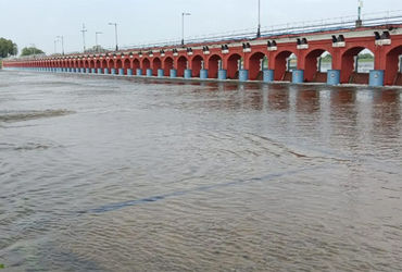 આજવા સરોવર ઊંડું કરવાની કામગીરીને લઈને વિવાદ : સામાન્ય સભાની મંજૂરી વગર કામગીરી શરૂ કરાઈ હોવાનો આક્ષ…