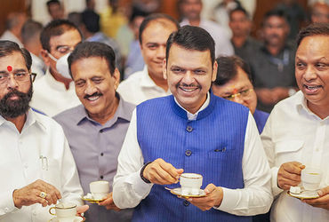 ભાજપના બળવાખોર નેતા શિંદેને ભારે પડી ગયા, અપક્ષ ચૂંટણી લડી મહારાષ્ટ્રમાં કર્યો ખેલ | maharashtra leg…