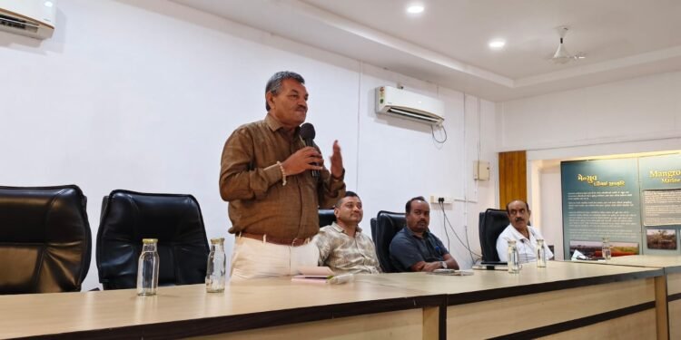 ભાવનગર જિલ્લા અને શહેરમાં થશે વિશ્વ સિંહ દિવસની ઊજવણી ઊજવણી સંદર્ભે વિક્ટોરિયા પાર્ક ખાતે આયોજન બેઠક…