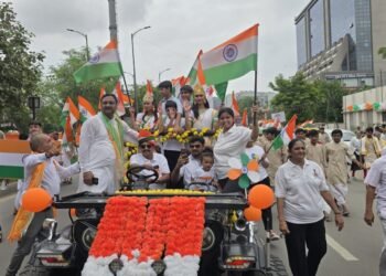 અમદાવાદના સાયન્સ સિટી વિસ્તારમાં ભવ્ય ‘તિરંગા યાત્રા’ યોજાઈ
