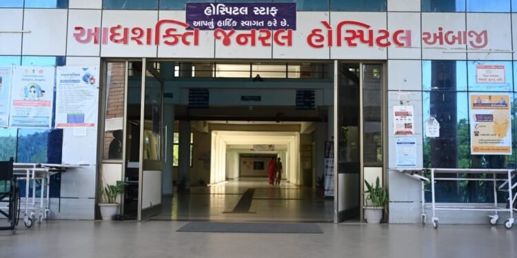 ભાદરવી પૂનમના મેળામાં આદ્યશકિત જનરલ હોસ્પિટલ અંબાજીની અવિરત સેવાઓ