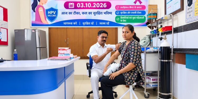 મંડળ રેલવે હોસ્પિટલ, ભાવનગર ખાતે HPV રસીકરણ અભિયાનનું સફળ આયોજન